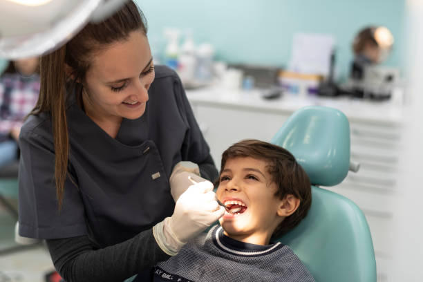Best Emergency Cosmetic Dentistry (e.g., broken veneers) in Las Vegas, NM